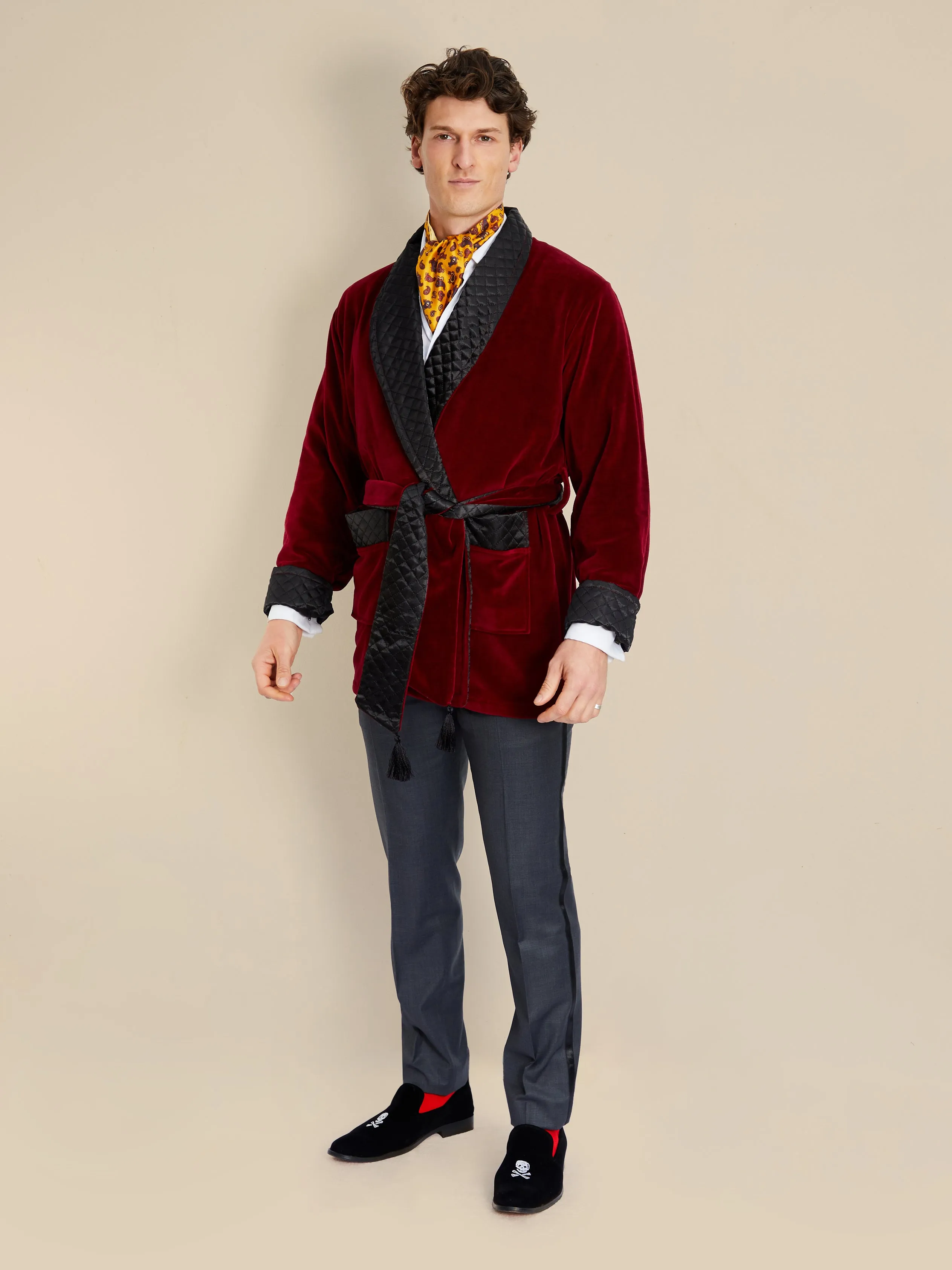 Belgravia Short Velvet Smoking Jacket in Burgundy