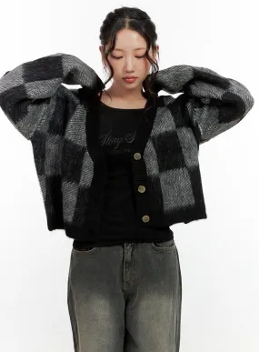 Checkered V-Neck Sweater Cardigan CN401