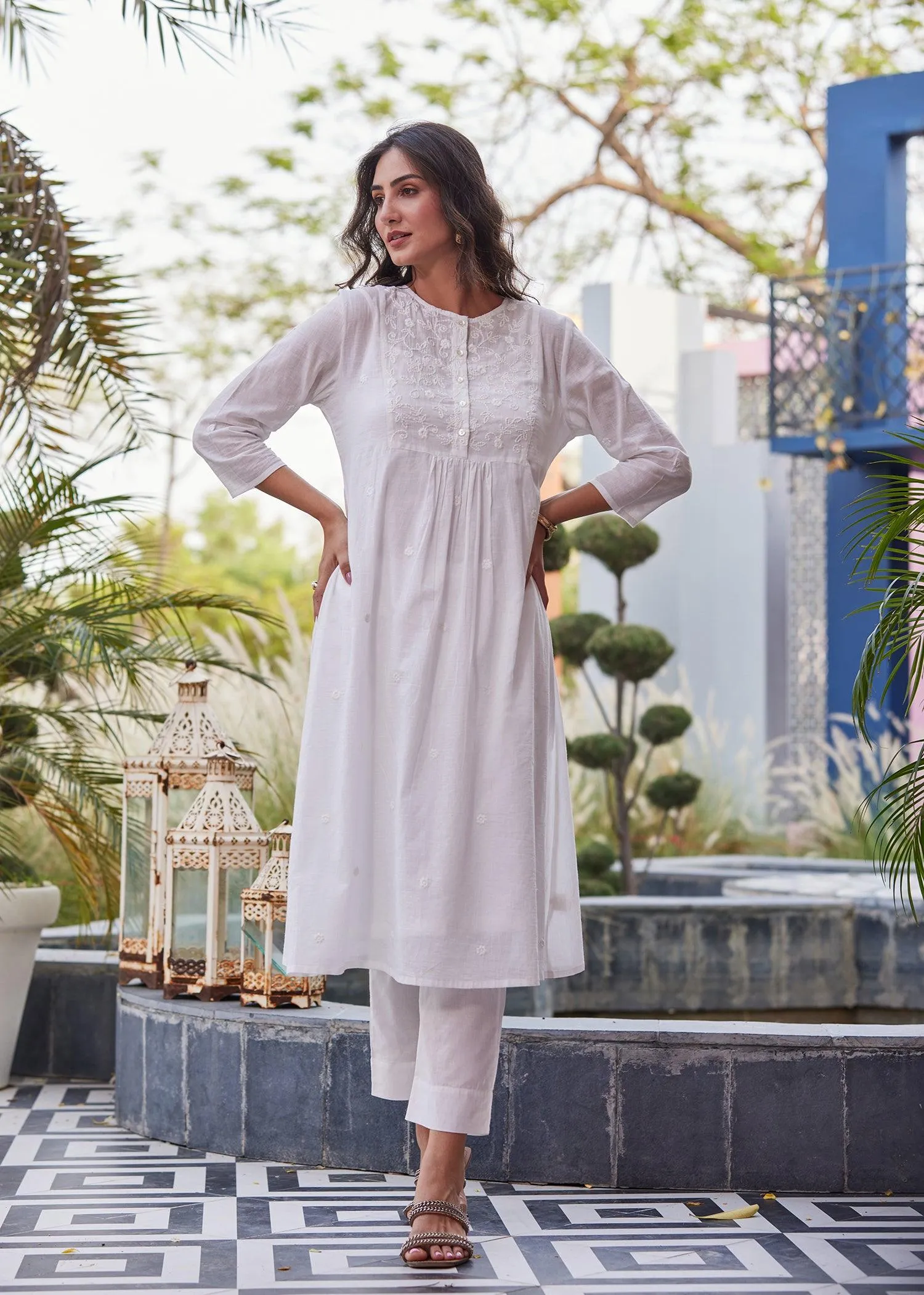 Falak Off White A-line Voile Kurta