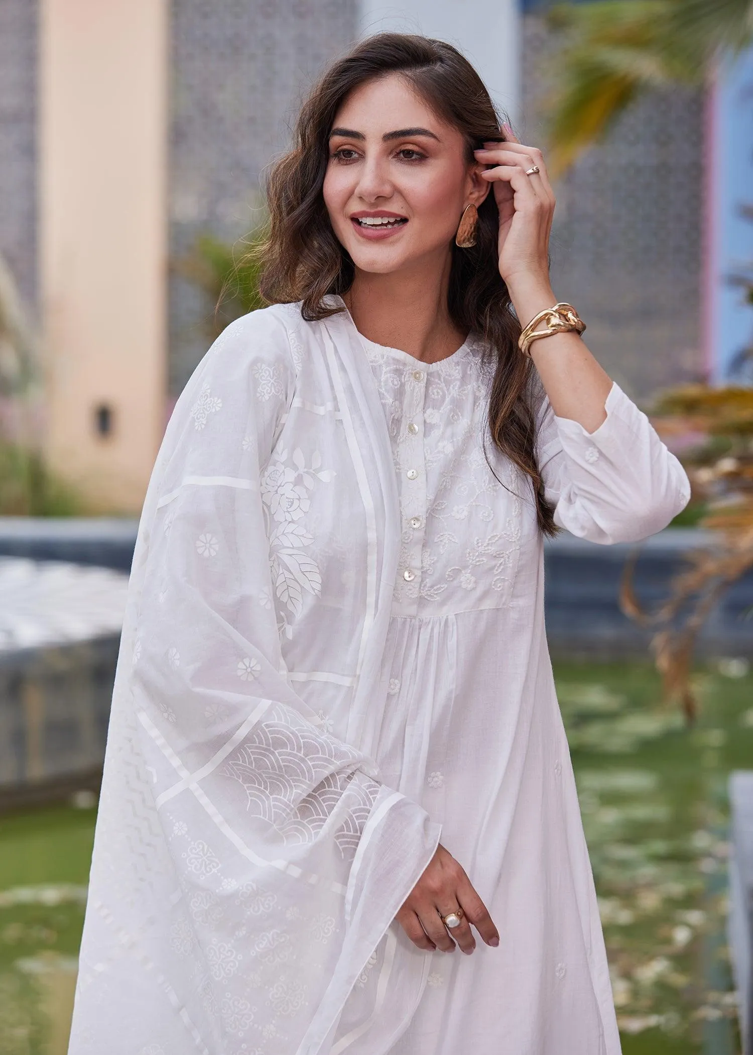 Falak Off White A-line Voile Kurta