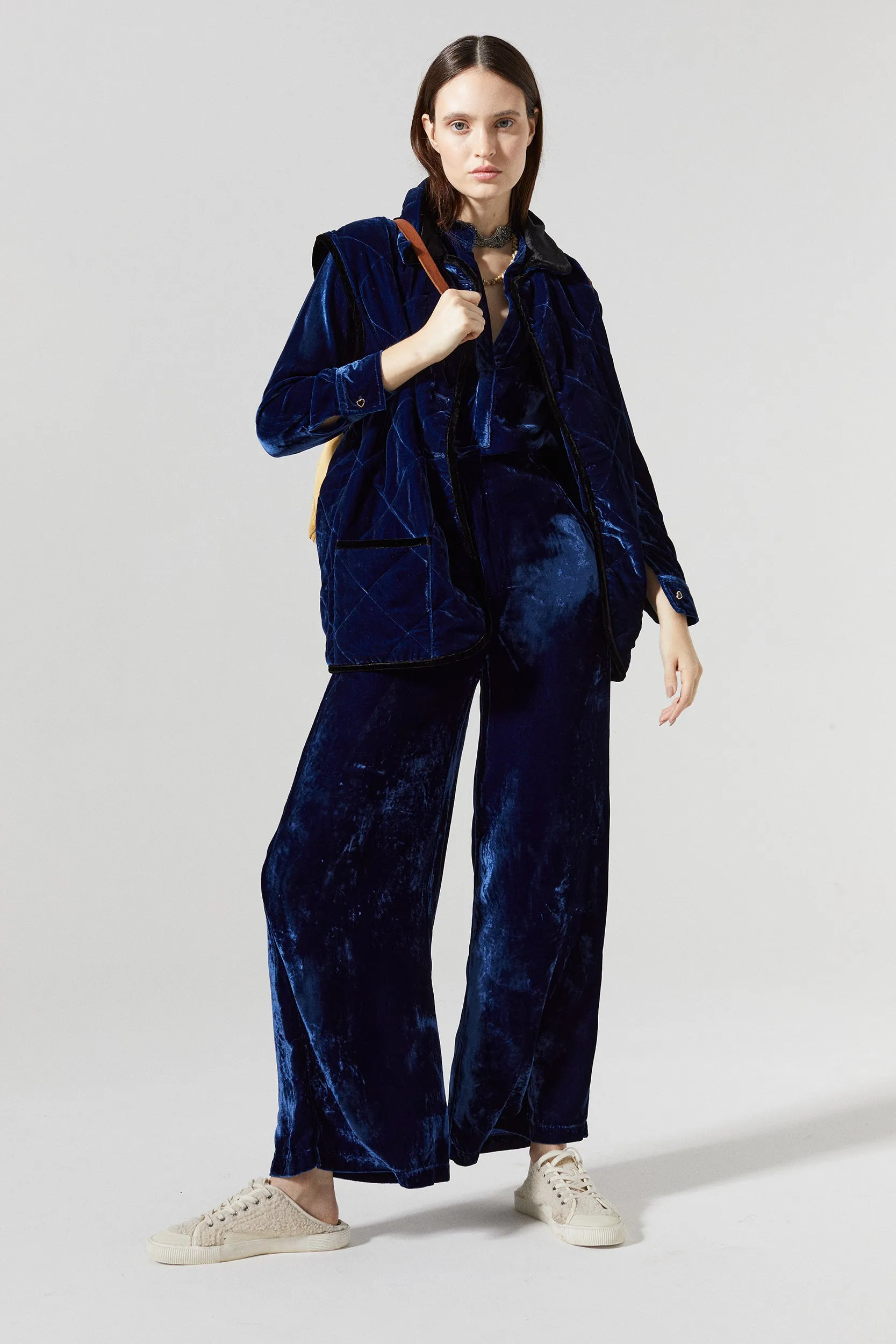 New Luna Velvet Pants - Navy Blue