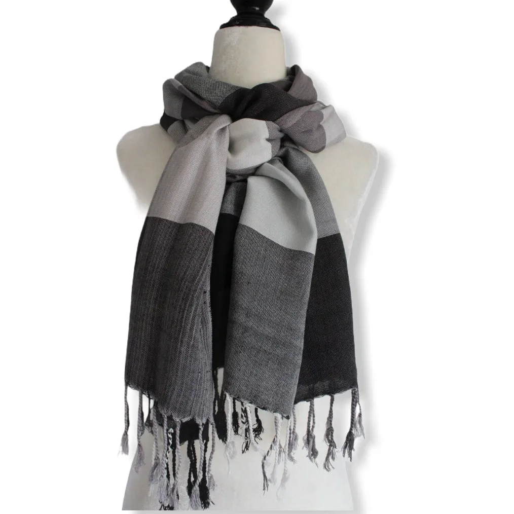 Plaid Handwoven Scarf - Black & White