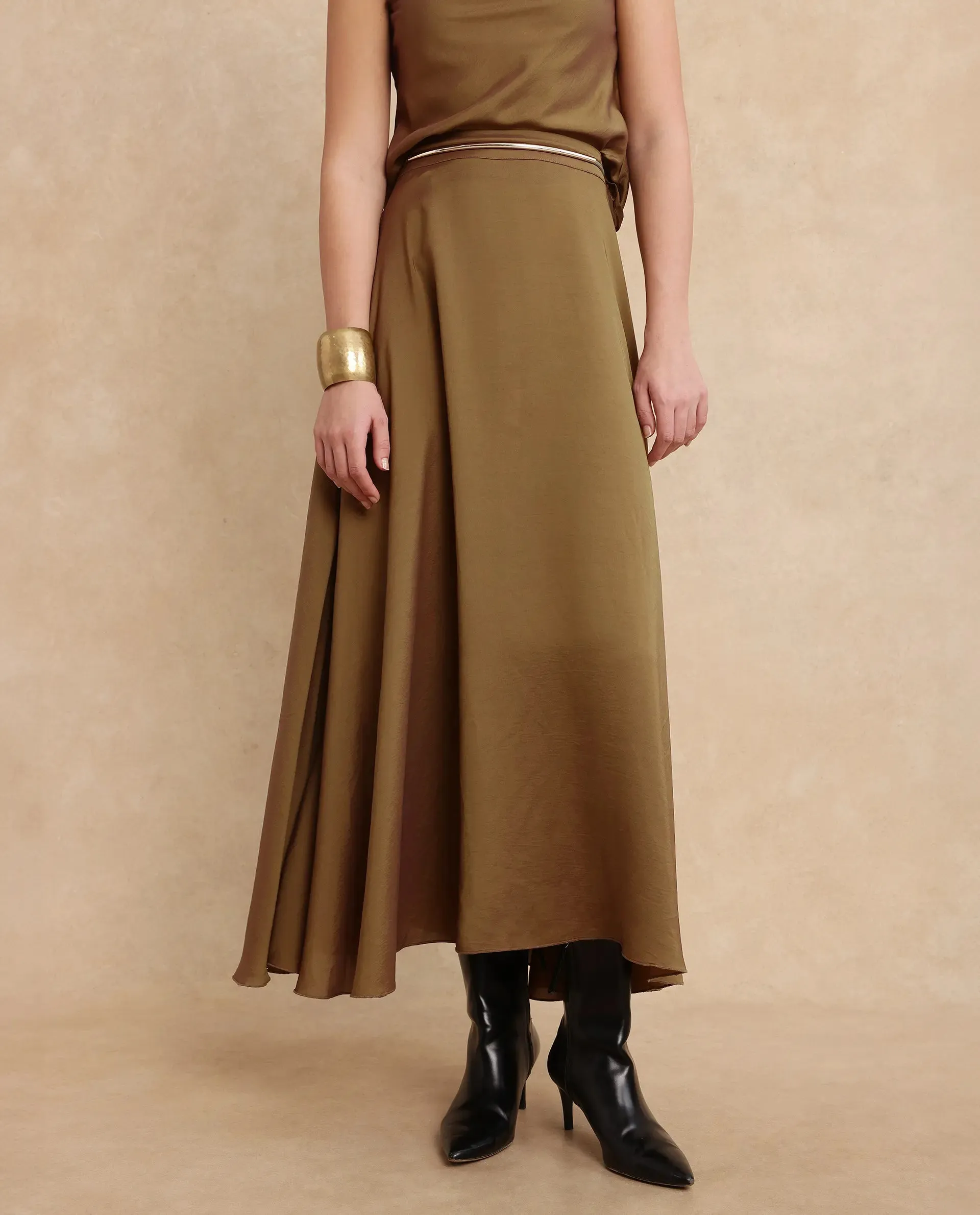 Rareism Women Yesmar Metallic Gold Zipper Closure Flared Maxi Plain Skirt