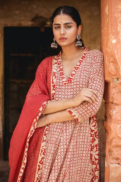 Red Cotton Kalidar Anarkali Suit Set with Doriya Dupatta