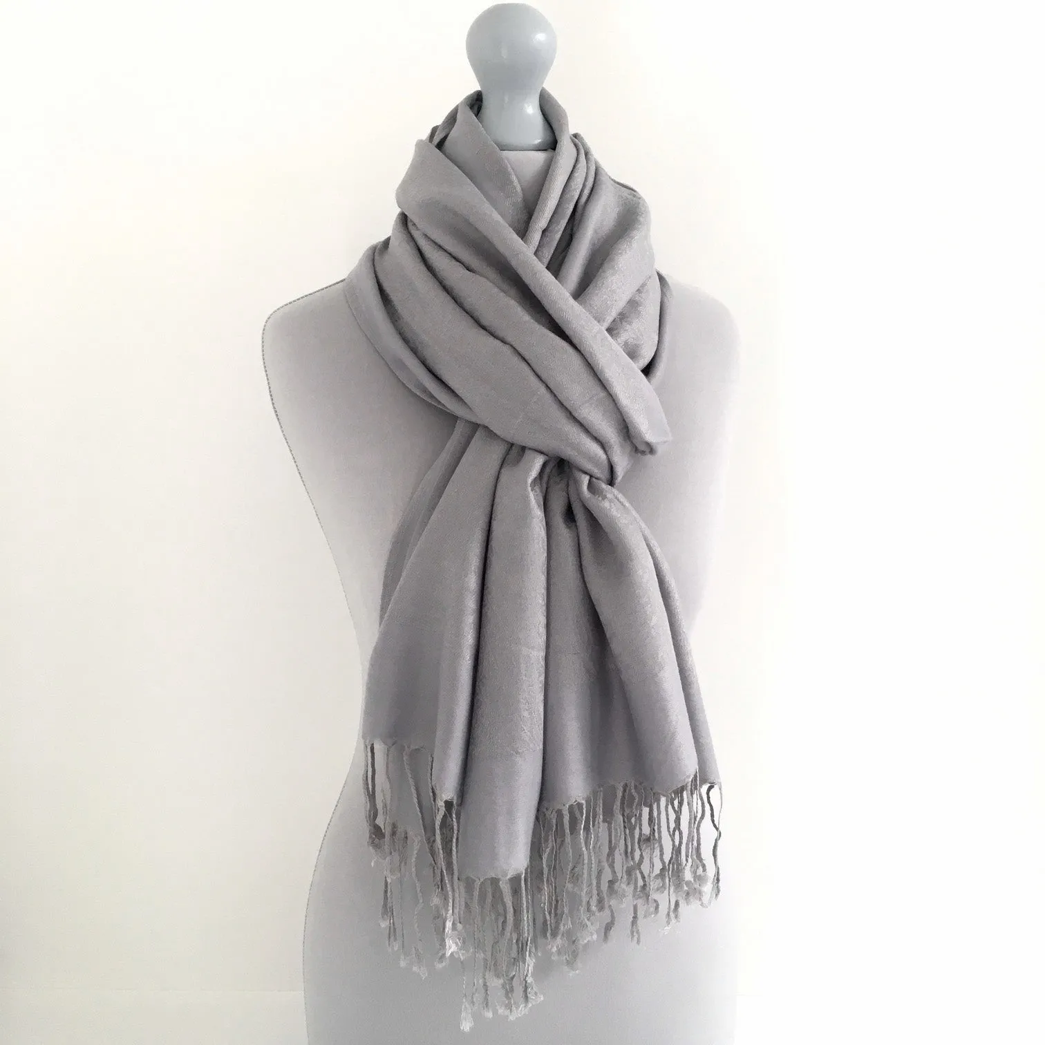 SILVER GREY PAISLEY PRINT REVERSIBLE PASHMINA SHAWL SCARF