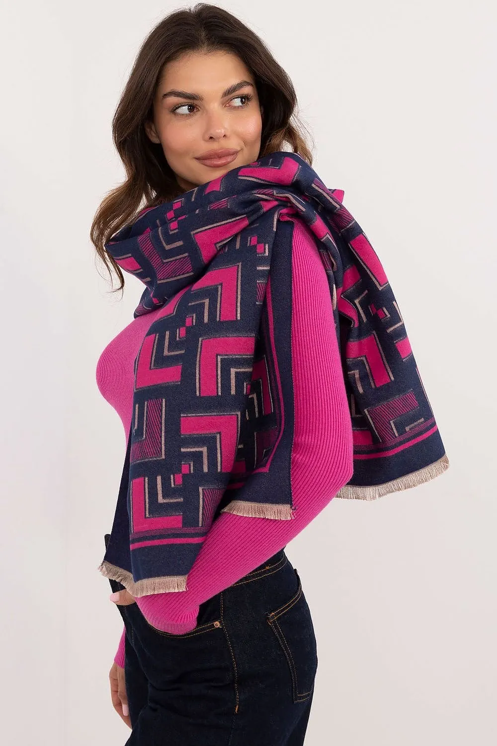 TEEK - Abstract Design Fringe Edge Scarf